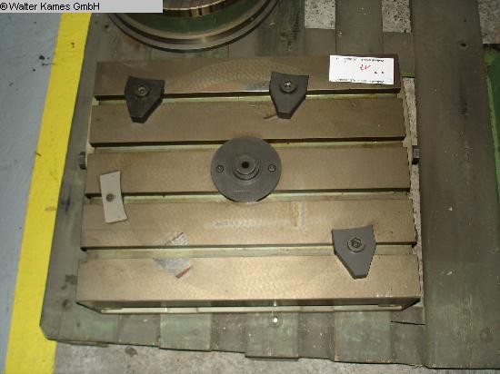 used Machines available immediately Clamping Table UBEKANNT 