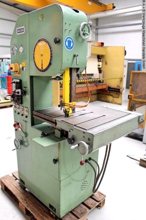 Band Saw - Vertical