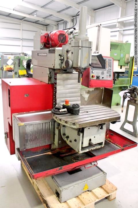 used Metal Processing Universal Milling Machine KUNZMANN WF 4/3 TNC 124