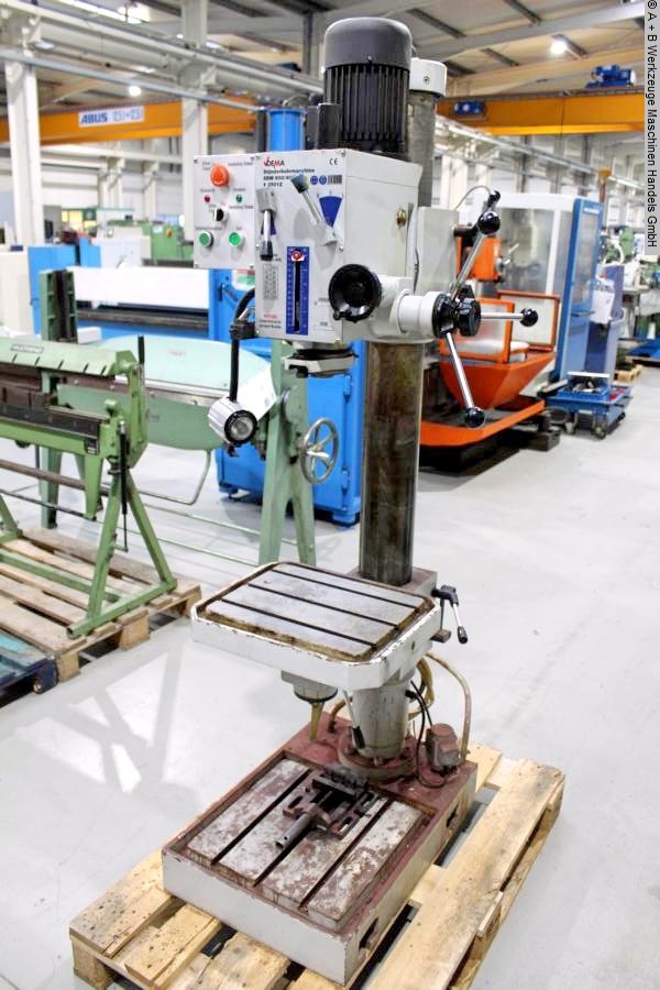 gebrauchte Metallbearbeitungsmaschinen Säulenbohrmaschine DEMA SBM 600/400 E