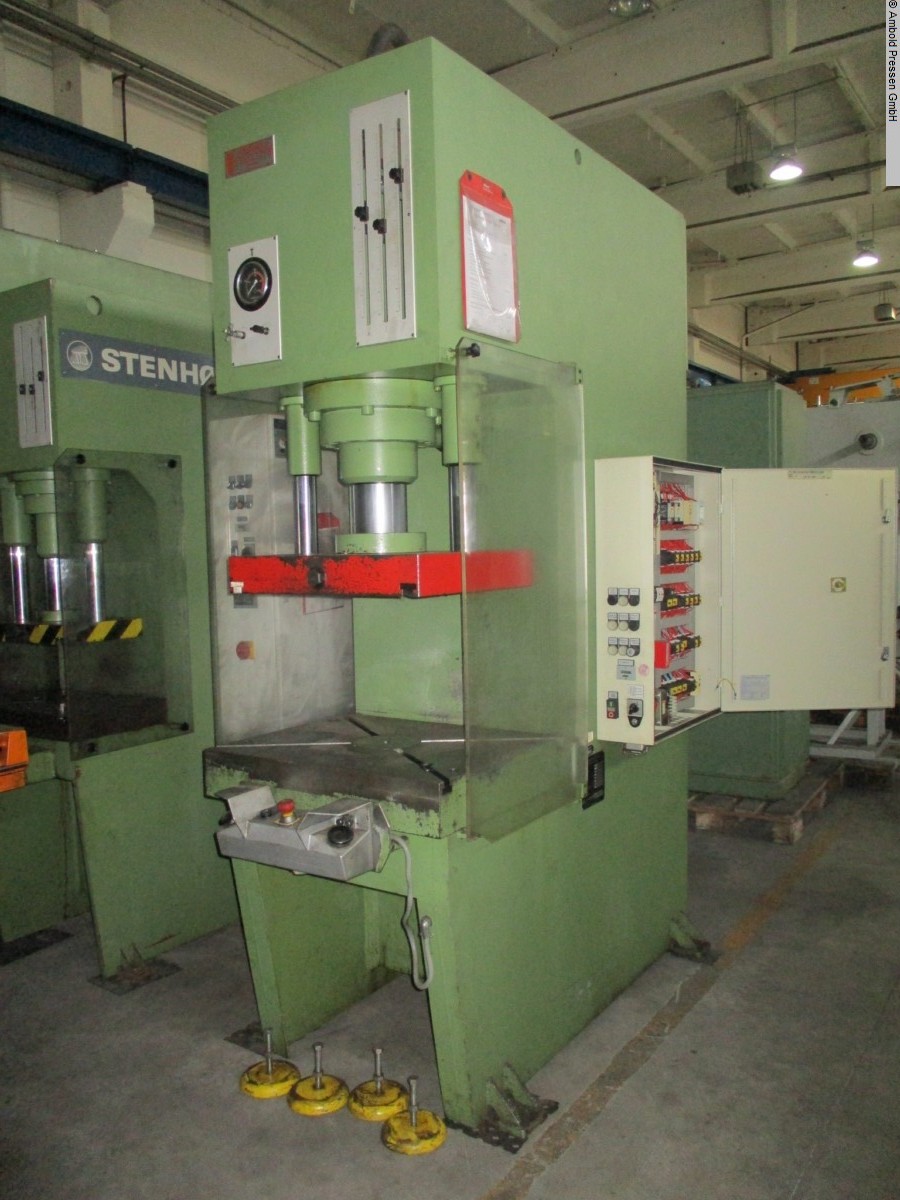 used Machines available immediately Single Column Press - Hydraulic STENHOJ 100 TE