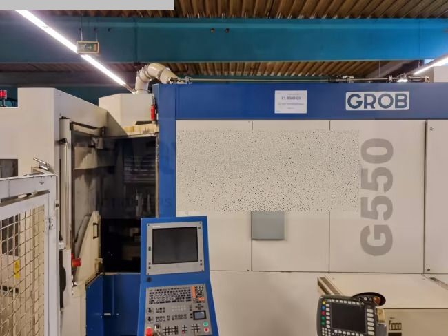 gebrauchte Bohrwerke / Bearbeitungszentren / Bohrmaschinen Bearbeitungszentrum - Universal GROB G 550 AB11K