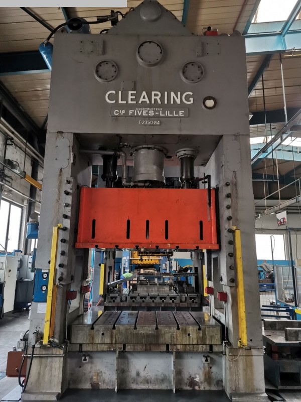 gebrauchte Metallbearbeitungsmaschinen Doppelständerexzenterpresse CLEARING F 2350-84