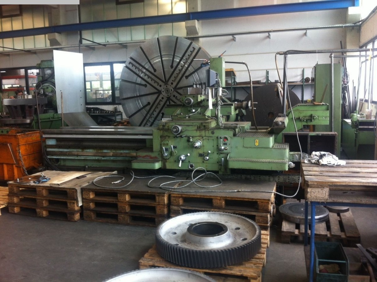 gebrauchte Metallbearbeitungsmaschinen Plandrehmaschine POREBA TZG 250 A