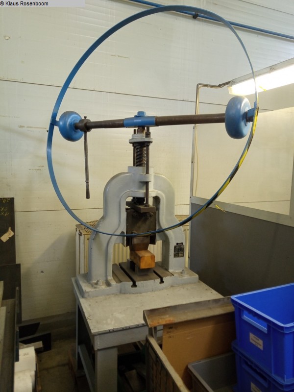 used  screw press Metal WAG YB-3