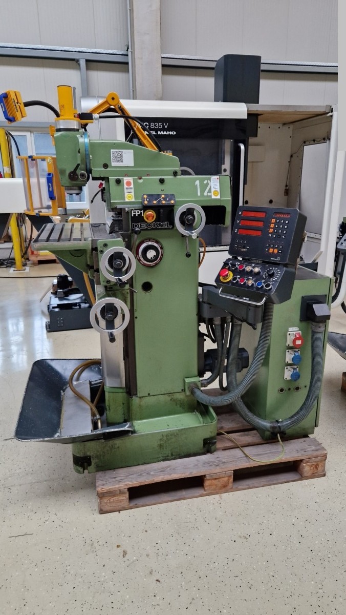 used Machines available immediately Tool Room Milling Machine - Universal DECKEL FP 1