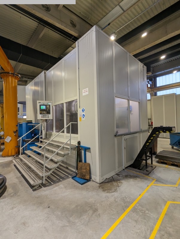 gebrauchte Maschinen sofort verfügbar Zahnrad-Abwälzfräsmaschine - vertikal LIEBHERR L 3002 CNC