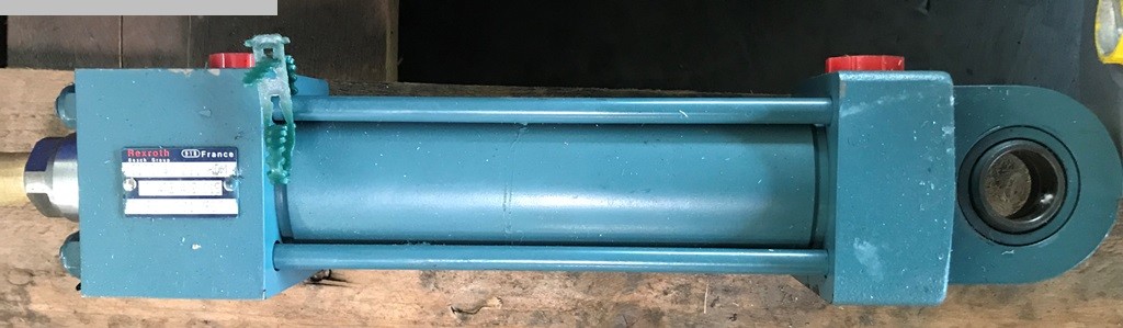 gebrauchte Maschinenzubehör etc. Ersatzteile REXROTH BOSCH CD 1340 211 HDM gebrauchte Maschinenzubehör etc. Ersatzteile REXROTH BOSCH CD 1340 211 HDM