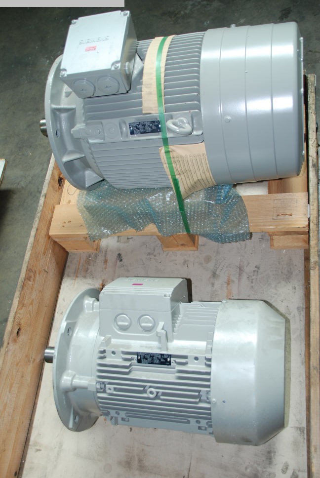 gebrauchte Maschinenzubehör etc. Motor SIEMENS UD 0801 - UD 0712 gebrauchte Maschinenzubehör etc. Motor SIEMENS UD 0801 - UD 0712