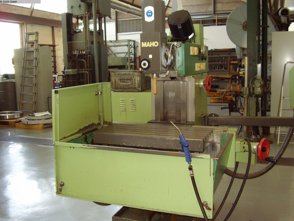 used Metal Processing Tool Room Milling Machine - Universal MAHO MH 500 W