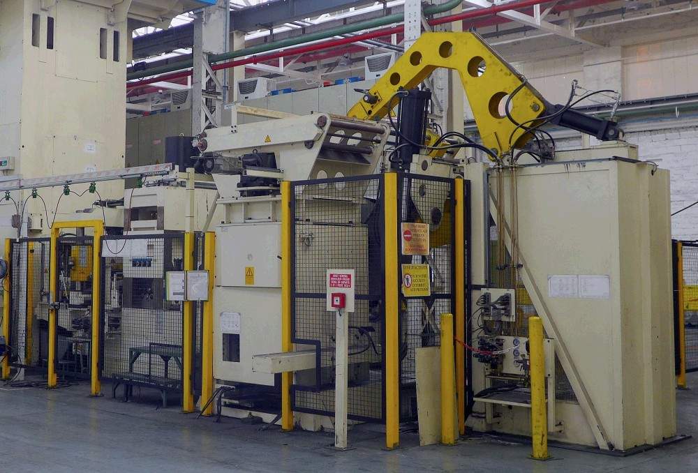 gebrauchte Metallbearbeitungsmaschinen Bandrichtmaschine SCHULER SMG 