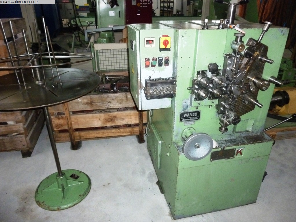 gebrauchte Drahtbearbeitung / Federherstellung / etc. Wickelmaschine WAFIOS SM 25