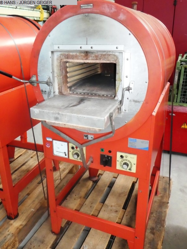 used Other attachments Hardening Furnace HERAEUS KR 260 E used Other attachments Hardening Furnace HERAEUS KR 260 E