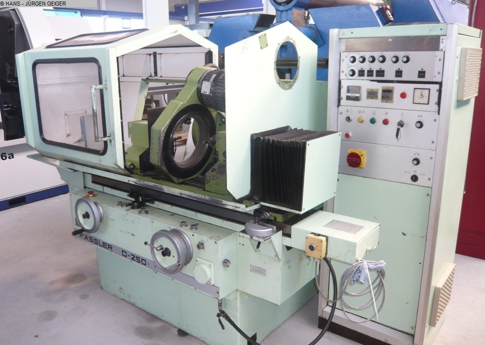 used Machines available immediately Gear Honing Machine FÄSSLER D - 250 / H5