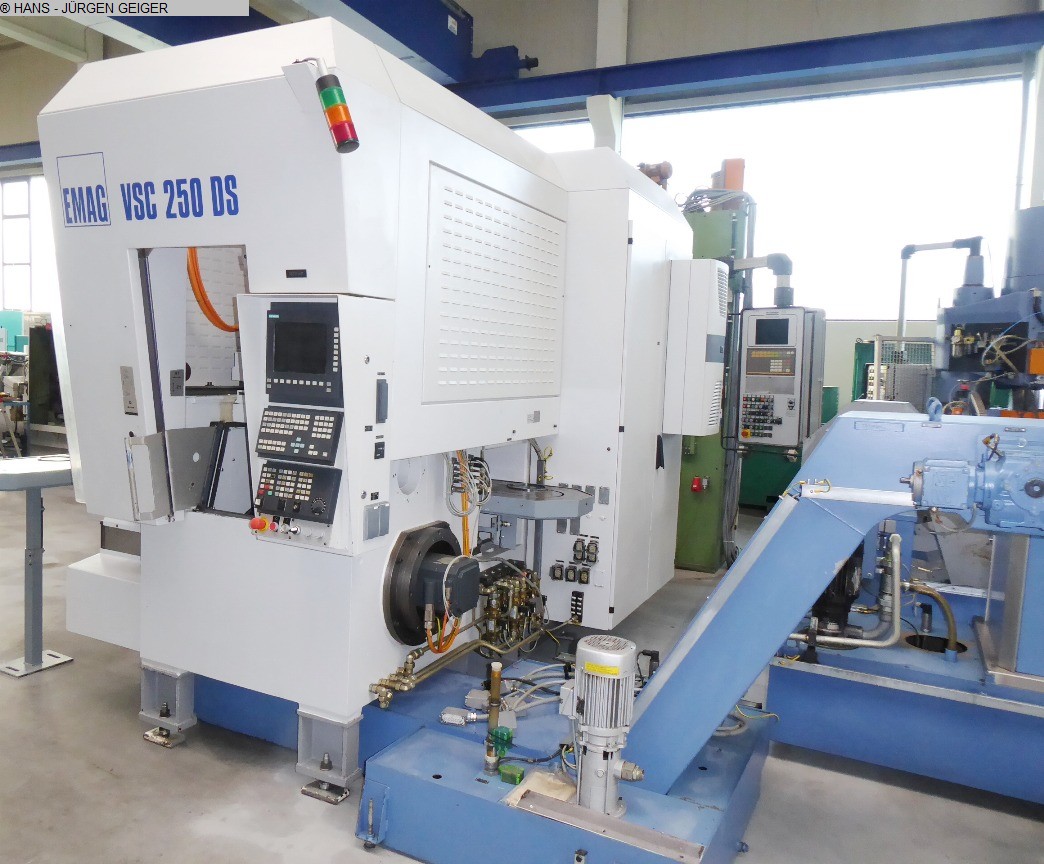 gebrauchte Maschinen sofort verfügbar CNC Drehmaschine EMAG VSC 250 DS