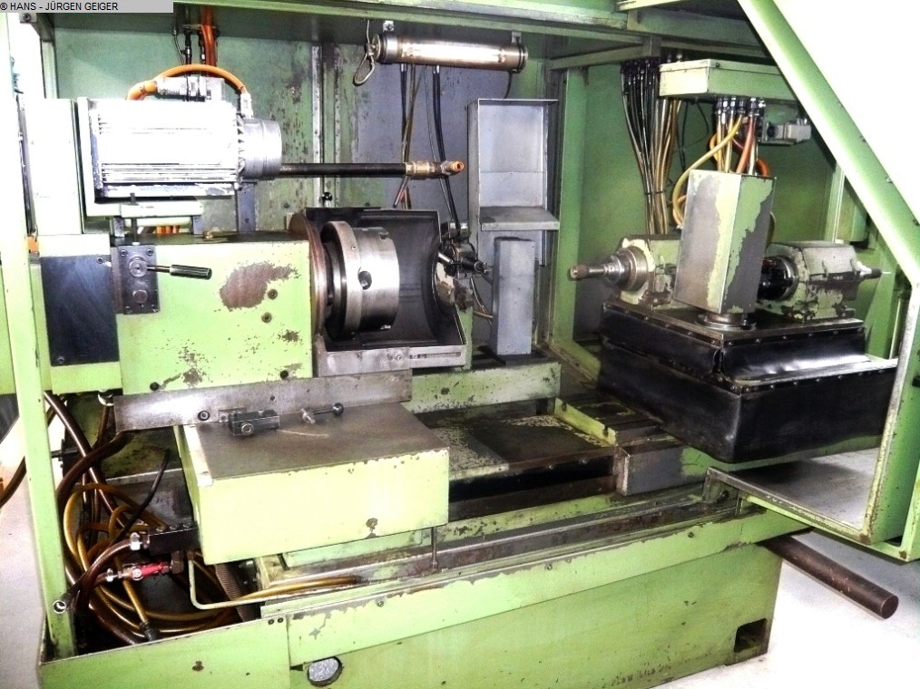 gebrauchte Maschinen sofort verfügbar Innenschleifmaschine VOUMARD 200 CNC (ZX)