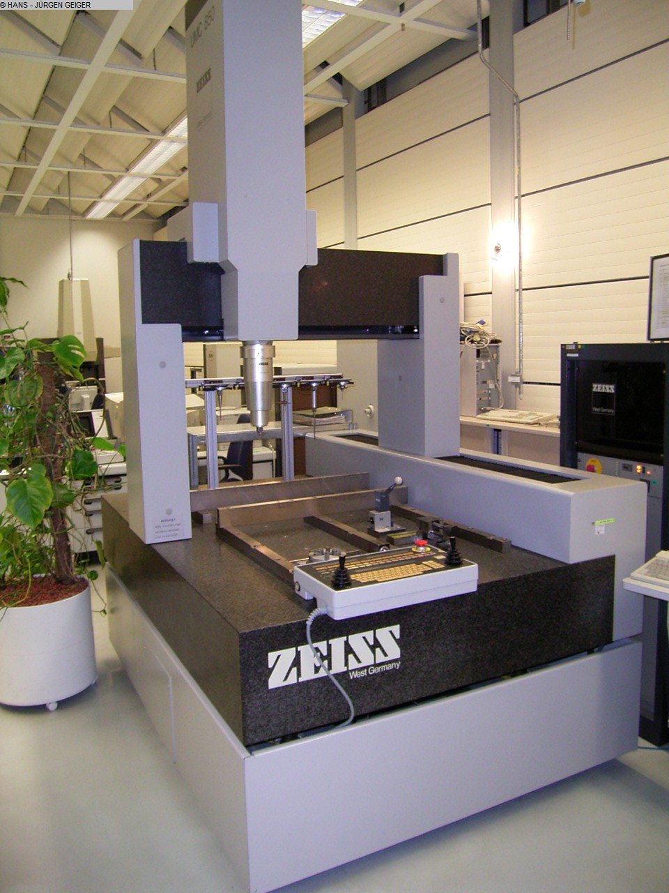 gebrauchte Maschinen sofort verfügbar Messmaschine ZEISS UMC 850/1200