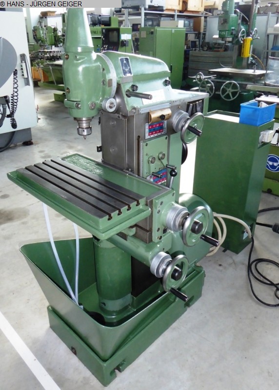 gebrauchte Metallbearbeitungsmaschinen Werkzeugfräsmaschine - Universal MACMON ALG 100 C