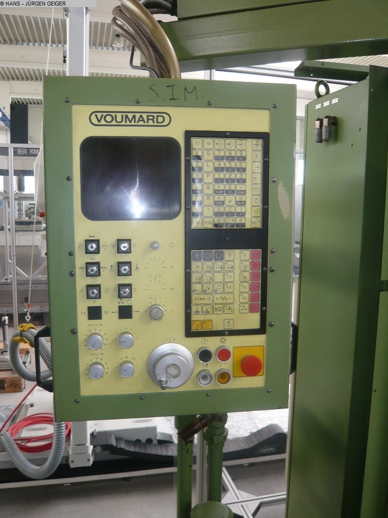 Rabljeni stroj za unutarnje brušenje VOUMARD 200 CNC (ZX)