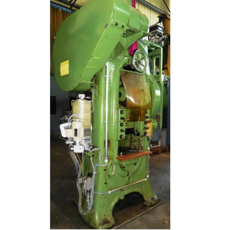 gebrauchte Metallbearbeitungsmaschinen Kniegelenkpresse - Einständer SCHULER PKN1A - 260 t