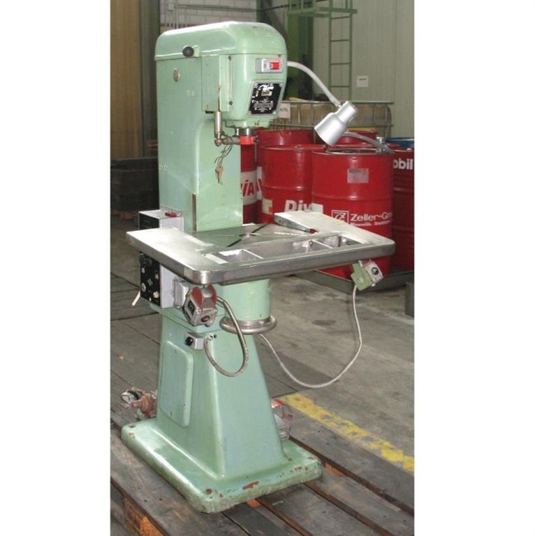 gebrauchte Metallbearbeitungsmaschinen Pneumatische Presse BURGER DO 5