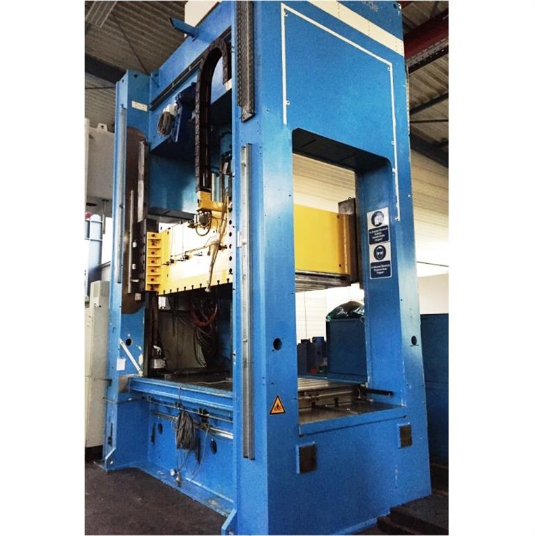 used Double-Column Presse LUIGART DRPY 450 SO used Double-Column Presse LUIGART DRPY 450 SO