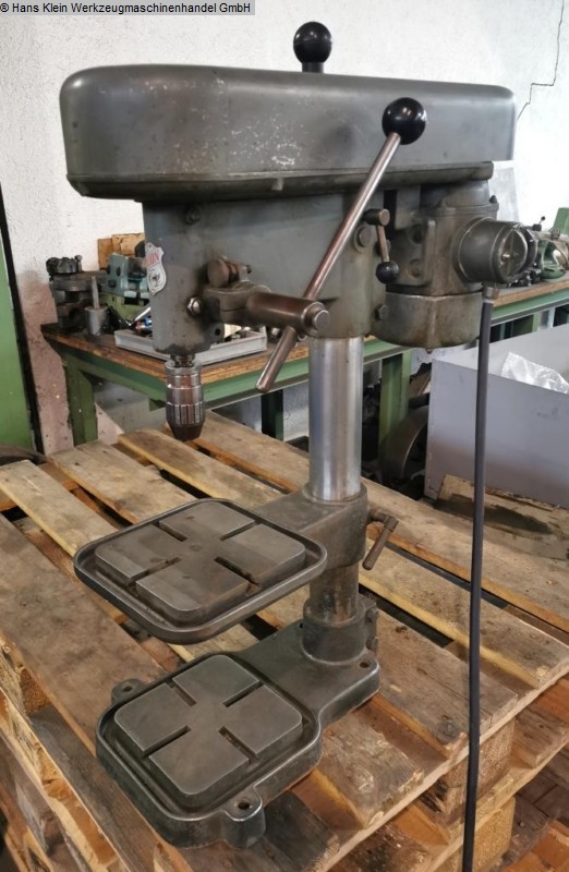 gebrauchte Metallbearbeitungsmaschinen Tischbohrmaschine IXION 