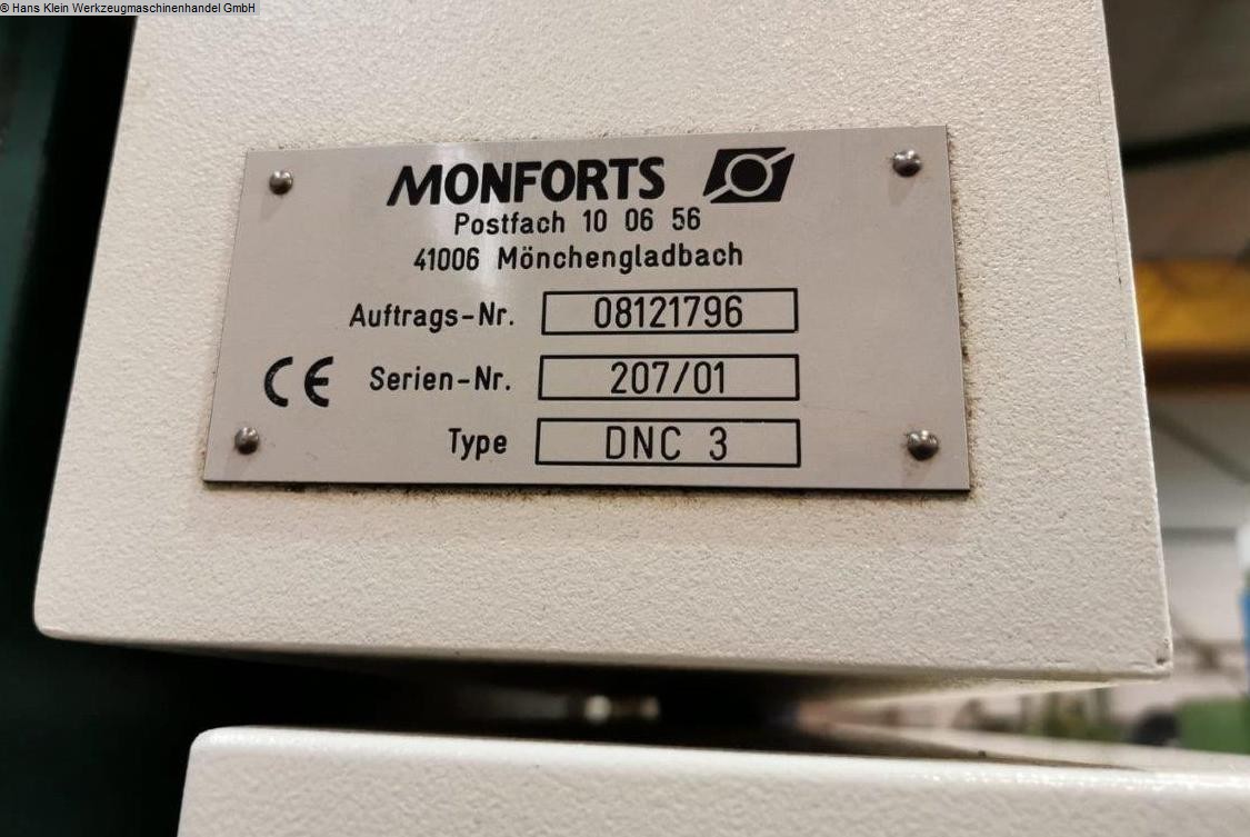 Tornio CNC usato MONFORTS DNC 3