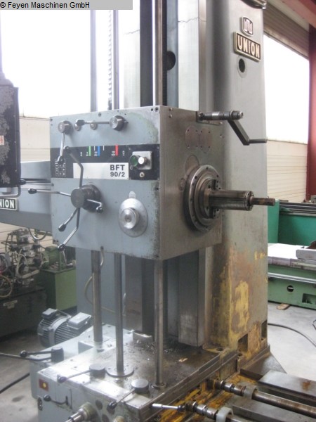 used Table Type Boring and Milling Machine UNION BFT 90 / 2
