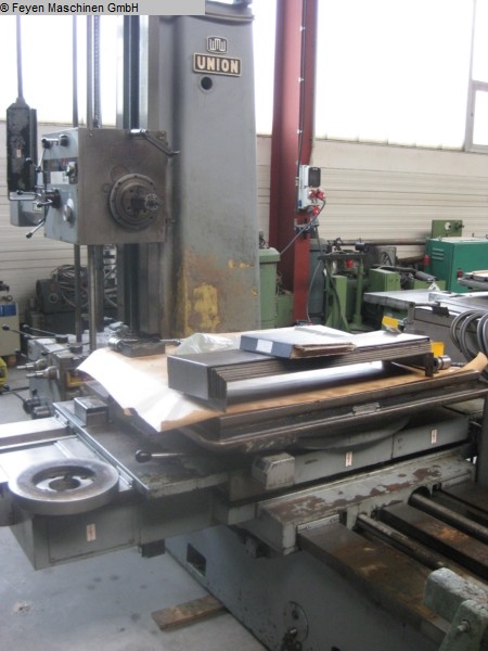 used Table Type Boring and Milling Machine UNION BFT 90 / 2