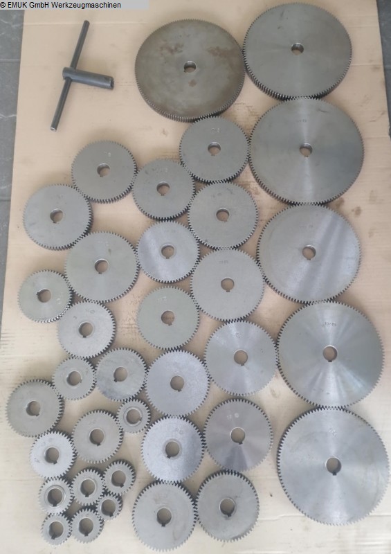 used Gear cutting machines Gear Testing Machine PFAUTER Zahnräder / Wechselräder P 251 used Gear cutting machines Gear Testing Machine PFAUTER Zahnräder / Wechselräder P 251