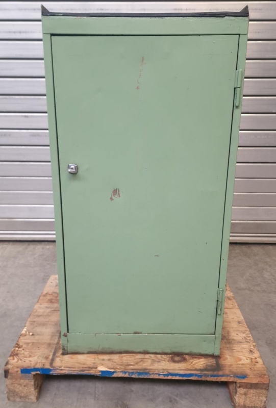 used Machines available immediately Toolcupboard WERKZEUGSCHRANK Diverse