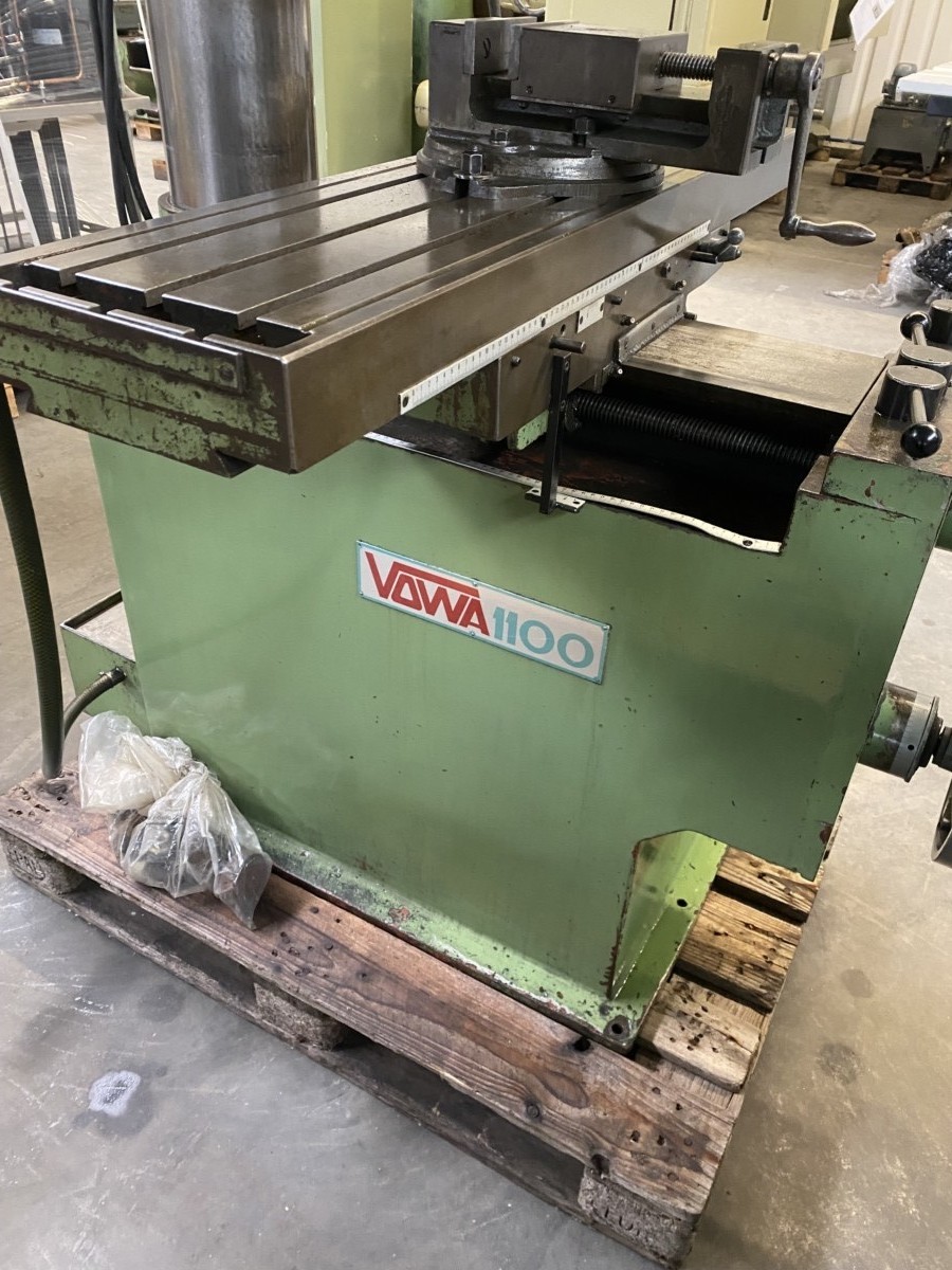 used Milling Machine - Vertical VOMA 1100