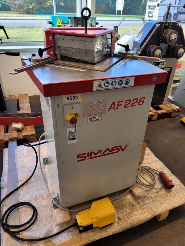 used Machines available immediately Notching Machine SIMASV AF 226