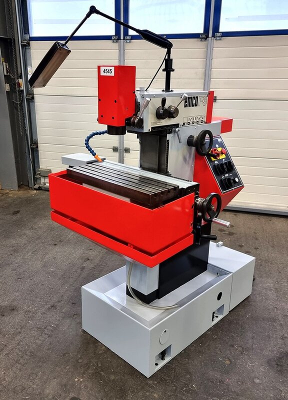 used Machines available immediately Tool Room Milling Machine - Universal EMCO EMCO F3