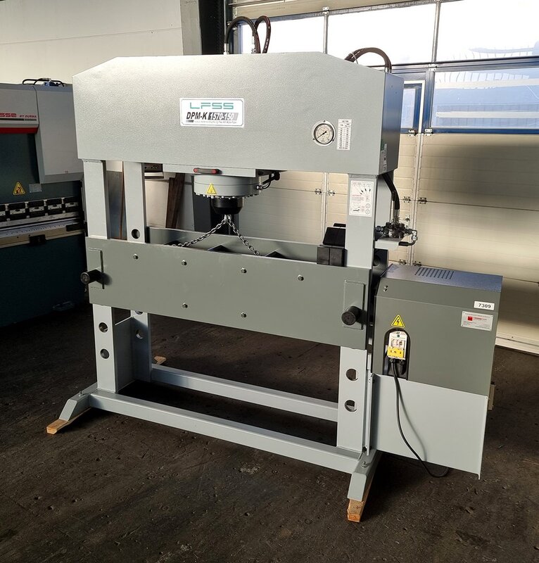used Machines available immediately Tryout Press - hydraulic HESSE by LFSS DPM-K 1570-150