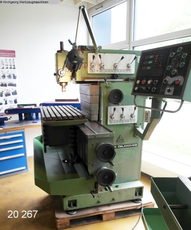 used Machines available immediately Tool Room Milling Machine - Universal TOS FNGJ 32