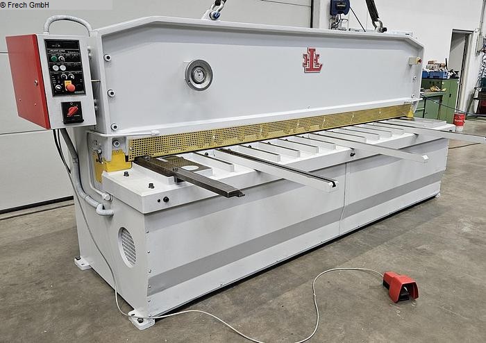 Plate Shear - Hydraulic von LOTZE Typ: TS 3000-8 Gebrauchtmaschinen