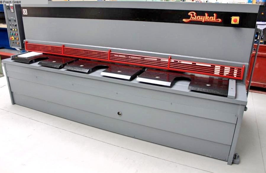 gebrauchte Metallbearbeitungsmaschinen Tafelschere - hydraulisch BAYKAL HGL 3100 x 8