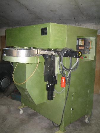 gebrauchte Zentrier- / Endenbearbeitungsmaschinen Zentriermaschine BERGER B 1 CNC