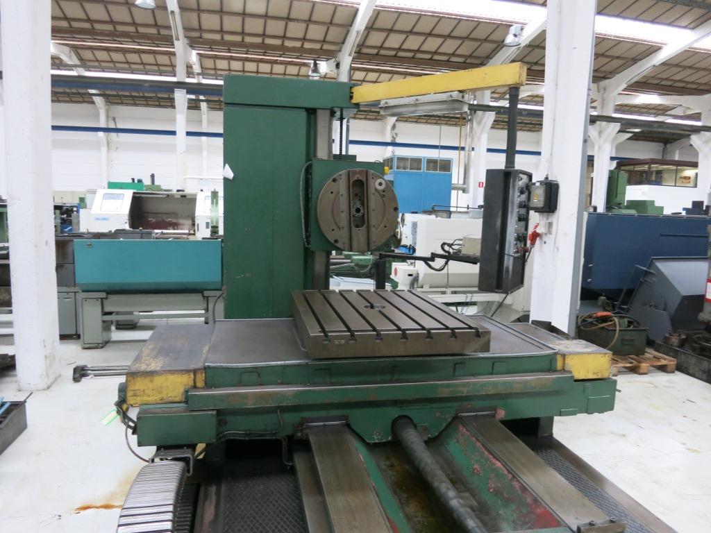 used Boring mills / Machining Centers / Drilling machines Table Type Boring and Milling Machine PEGARD AF9