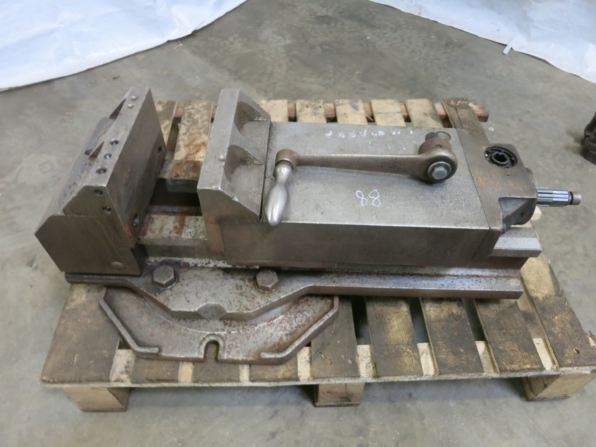 used Lathes Vise  hydraulisch