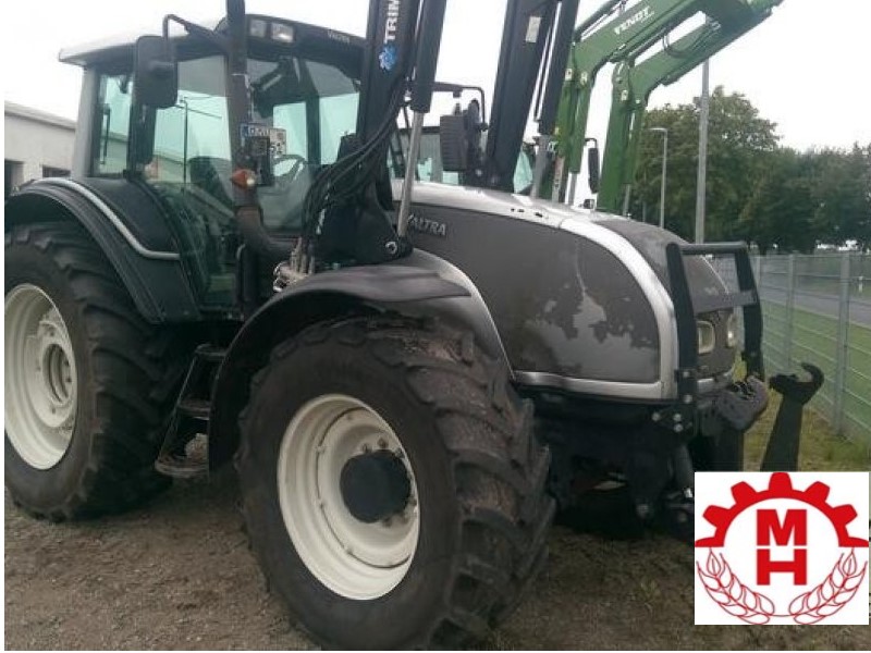 used Construction - Agricultural Machines traction engine VALTRA T151