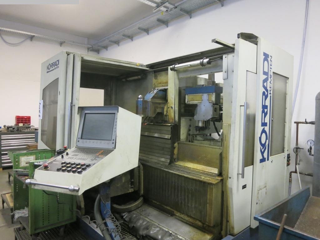 gebrauchte Fräsmaschinen Bearbeitungszentrum - Universal KORRADI VH1000-CNC