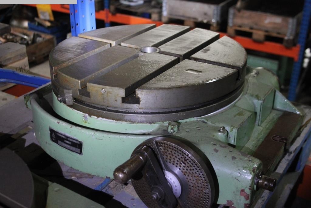 used Other accessories for machine tools Rotary Table Tos SM 500