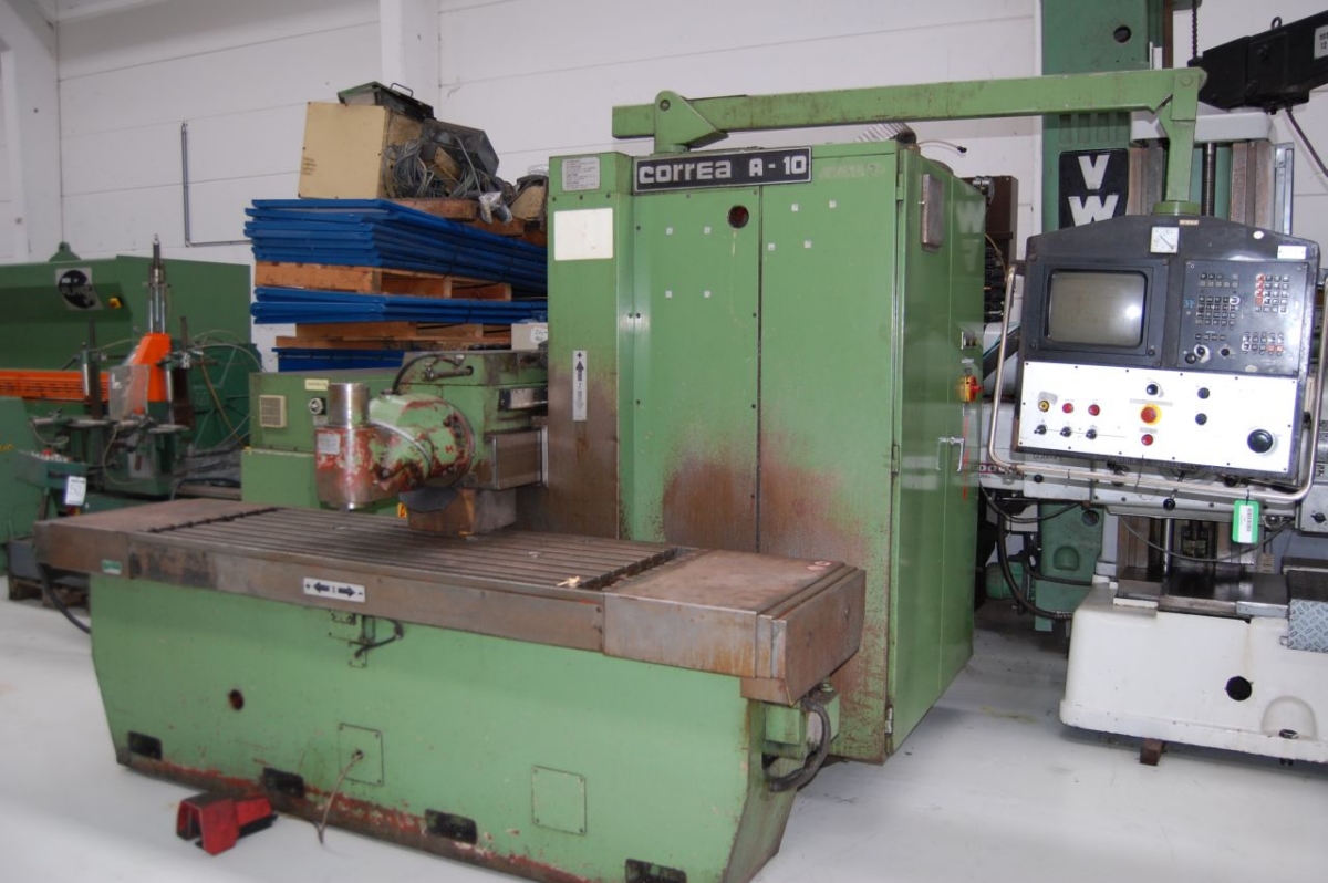 used Machines available immediately Bed Type Milling Machine - Universal CORREA A 10