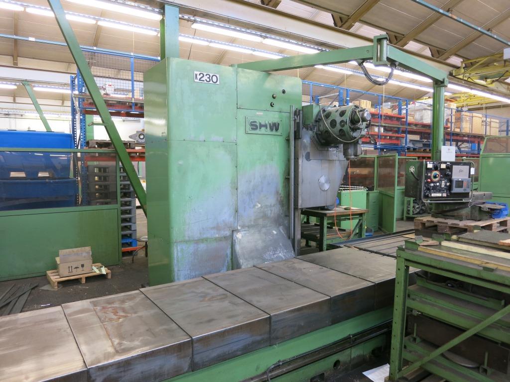 used Machines available immediately Bed Type Milling Machine - Universal SHW UF4