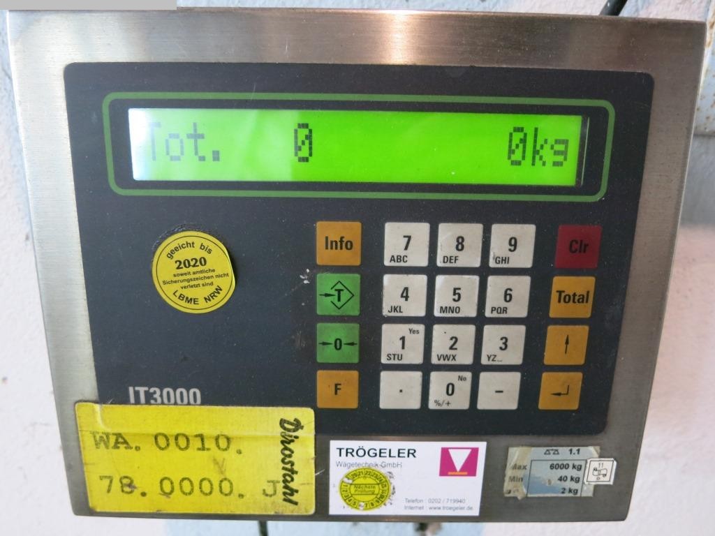 used Machines available immediately Floor weighing scale Systec IT 3000