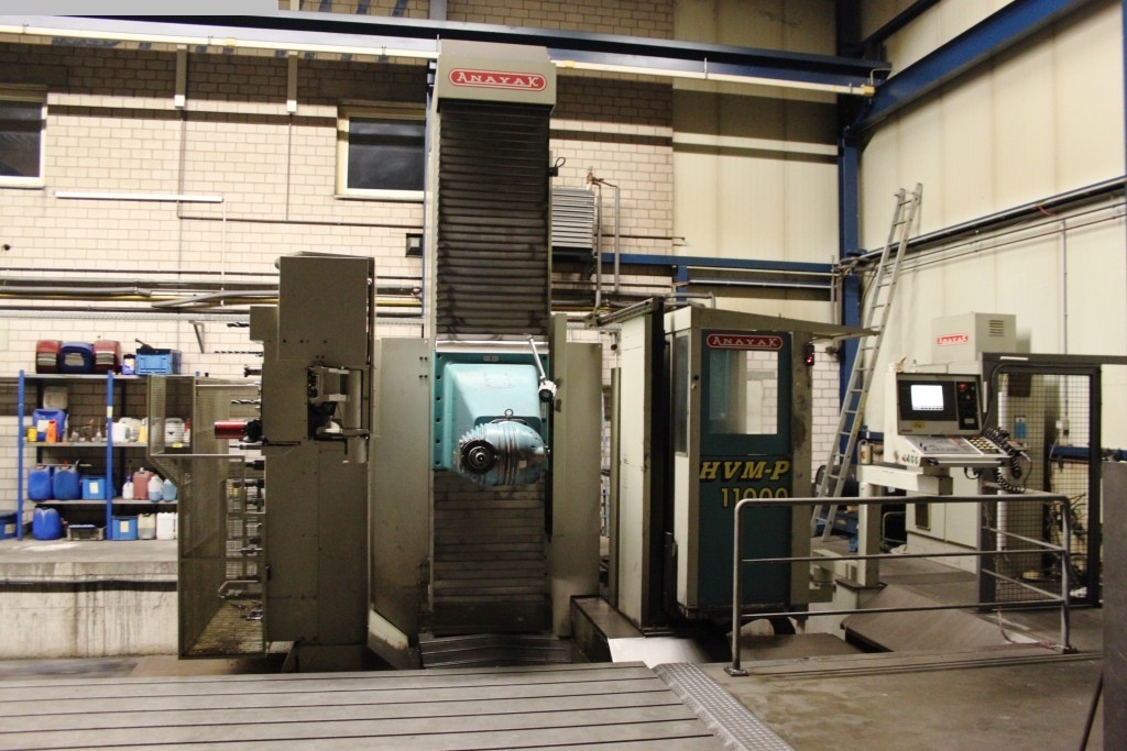 used Machines available immediately Travelling column milling machine ANAYAK HVM 11000P