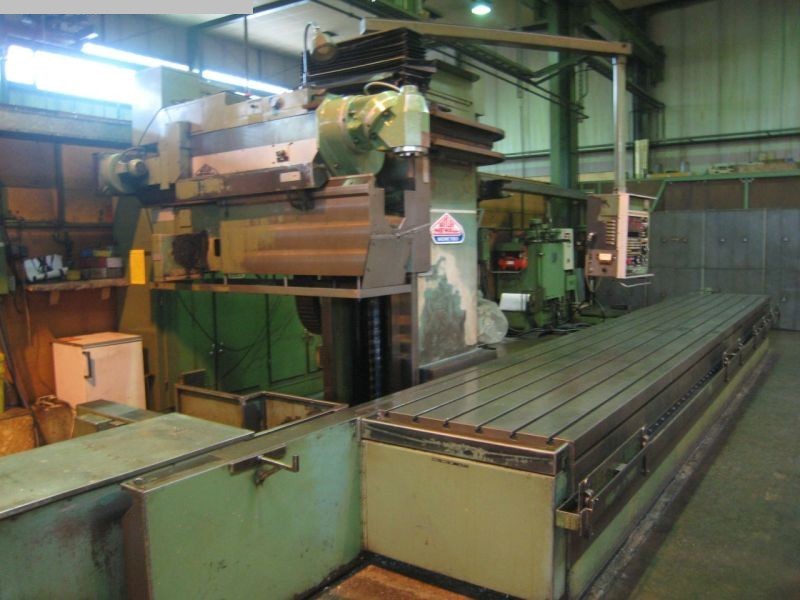 used Machines available immediately Travelling column milling machine BUTLER-NEWALL HENC / 8000